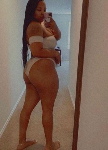 920-513-7206, 28  female escort, Green Bay